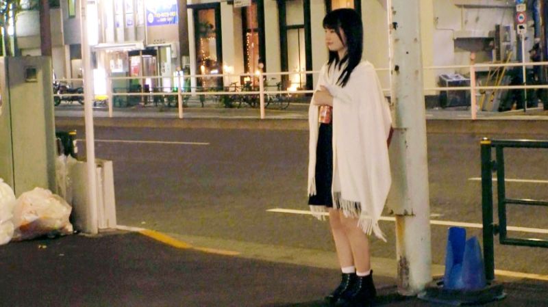 募集一般素人女性 麻衣 19歳 大学生(法学部)