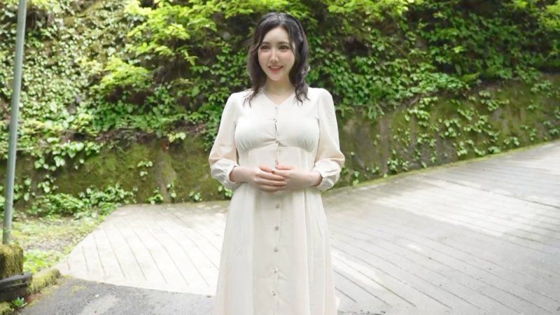 【山梨県某所にて】”100cm超えIカップ爆乳美人妻”人生初のガチ野外NTR中出し撮影。公開許可ギリギリの衝撃100分。※お急ぎ下さい