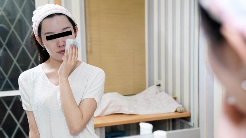 素顏業餘愛好者~身材苗條,胸部豐滿,即使不化妝也很可愛~