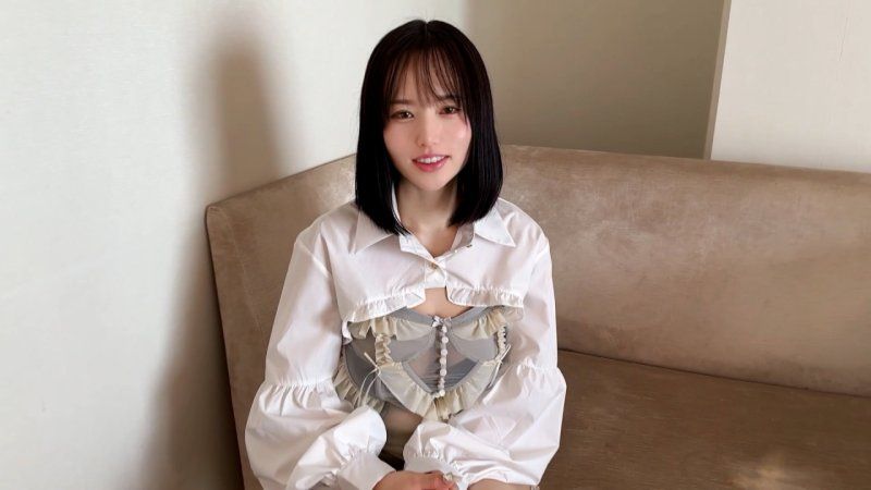 【本人首次作品】從新聞界衝擊登場「本物」2023年退職G罩杯美人新聞主播，素顏完全公開挑戰超過80分鐘的無套中出拍攝。