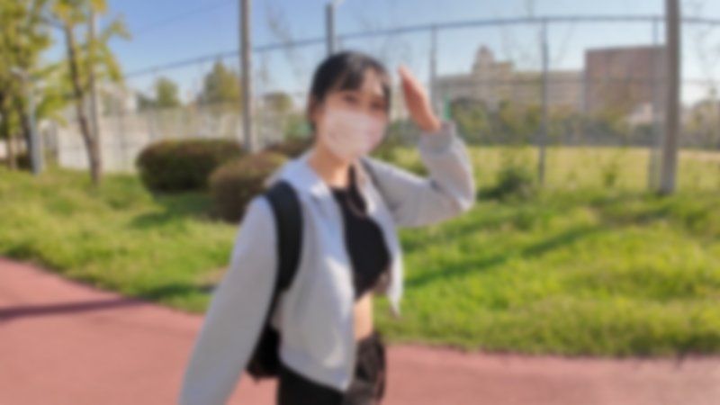 【初次拍攝】感度也性格都超棒的田徑隊女孩。在比賽前用跑步鍛鍊出來的緊實美尻，用巨根放鬆【那裡好舒服…】一邊喘息一邊被插入到陰道深處，濕淋淋的淫穴播種