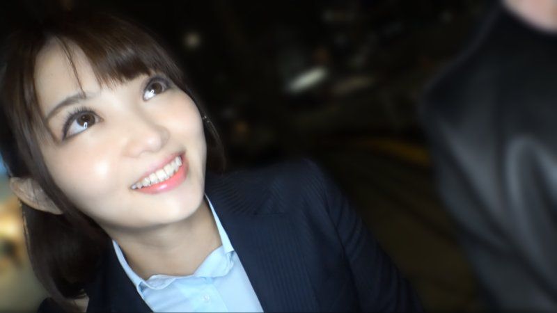 【特典付き】※今だけ750pt！大手企業OLの裏の顔　スレンダー美尻アナルを複数男に2穴ガン突きされ最後は大量顔射で大興奮！