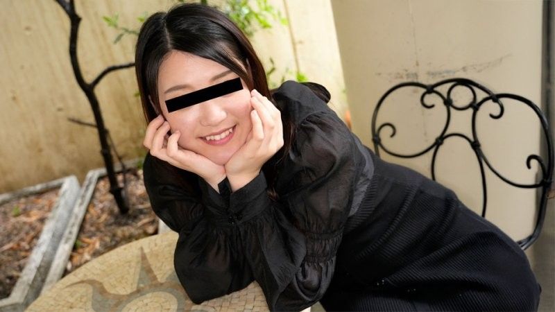 漂亮豐滿小胸女人用嘴唇為你服務！ 中居絢音