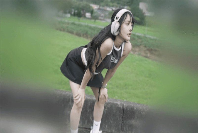 杏吧傳媒 火辣性感尤物慢跑者被騙參加性愛馬拉松-優娜