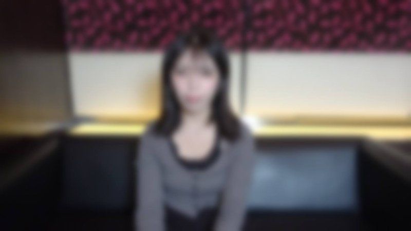 【個人拍攝/素人】（本篇露臉）20歲的柚〇。豐滿身材、火箭胸型的神秘系美女。蓬鬆美乳和粉紅色乳頭非常性感。