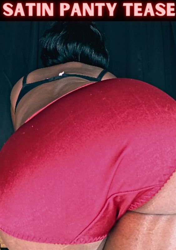 紅色緞面高腰內褲