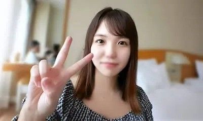 剛搬到東京的18歲音樂學院學生。娃娃臉，身材苗條的二年級生。一段令人震驚的POV視頻，展現了她久違的插入，以及在危險的一天被中出的 .