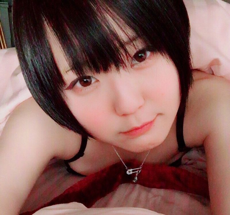 【ルックス神】18歳裏垢美少女オフパコ映像【個人撮影】再販割高