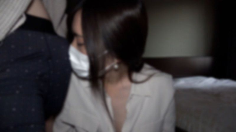 為了老公工作的人妻OL。工作很忙看起來欲求不滿，所以我將我的精液射進了她毛茸茸的小穴