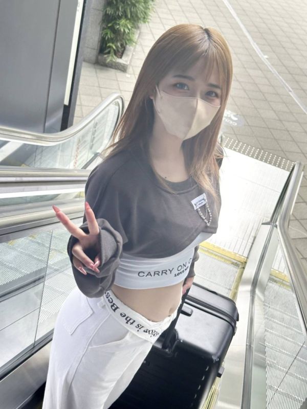 【知名雜誌模特兒】「爆乳美女網紅」日薪180萬日元的一次性無套中出拍攝。【總共70分鐘高畫質特典】