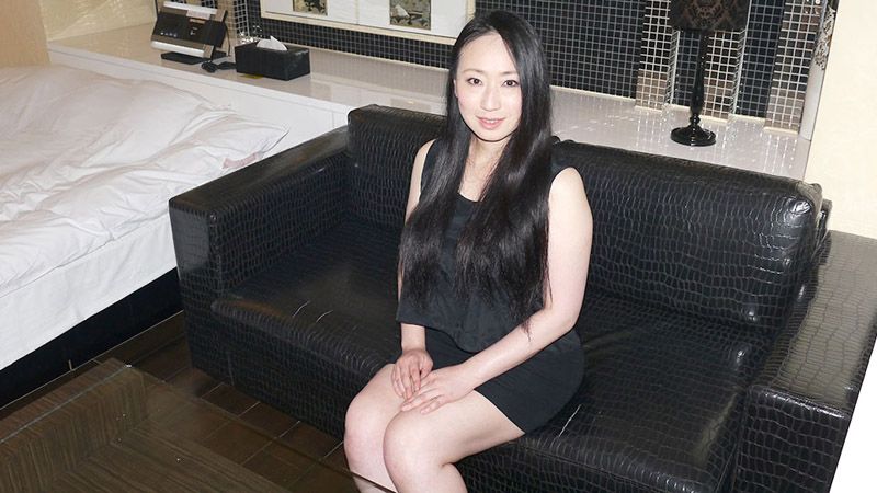 主婦を口説く 40〜離婚します！巨乳の黒髪美人妻〜