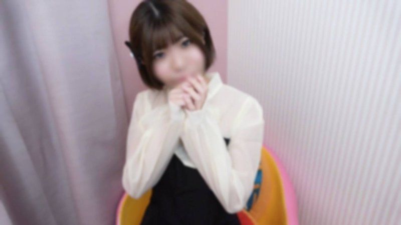 【首次紀錄／４次射精】惡作劇可愛的小個子短髮護理人員打開了色情開關，狠狠地夾住了雞巴 把殘留在淫穴的大量精液帶走了