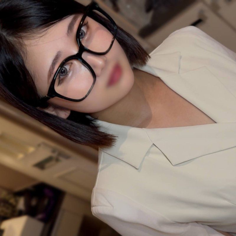 【無碼】太過於知性的黑髮巨乳秘書！！每次插入都波濤洶湧的巨乳美尻！！讓沉靜的知性F罩杯美女高潮崩潰，大量播種！！