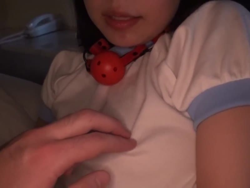 【個人拍攝】※50部限定超特價※和看起來好像還不太懂男人的超可愛妹在汽車旅館密會！在濕淋淋的淫穴裡中出！！