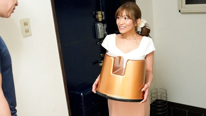 自备情趣椅！与美熟女在家享受正规上门泡泡浴！